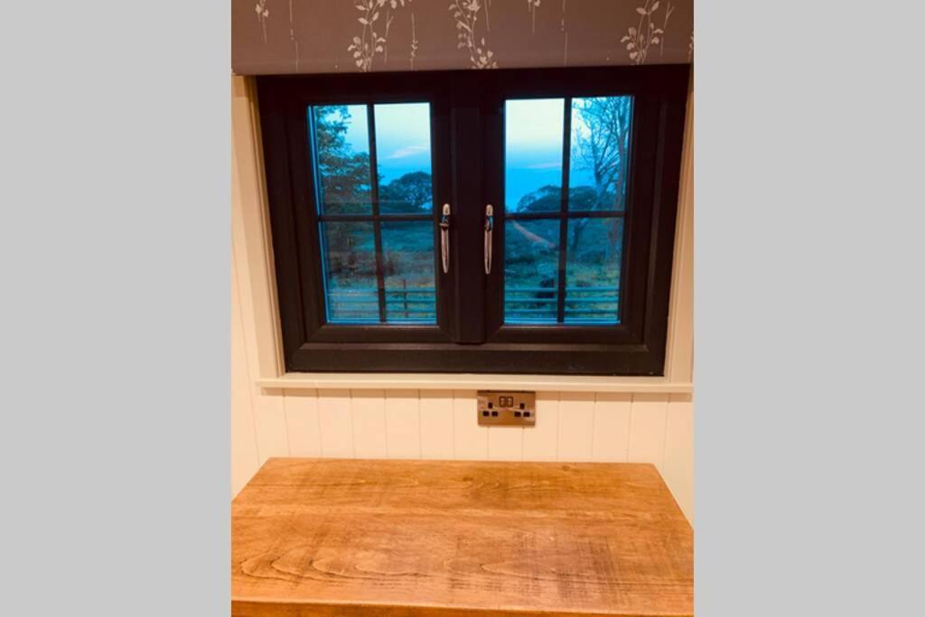 Lle Mary - Beautiful Views, Hot Tub, Secluded, Dog Welcome, Barmouth Llanddwywe المظهر الخارجي الصورة